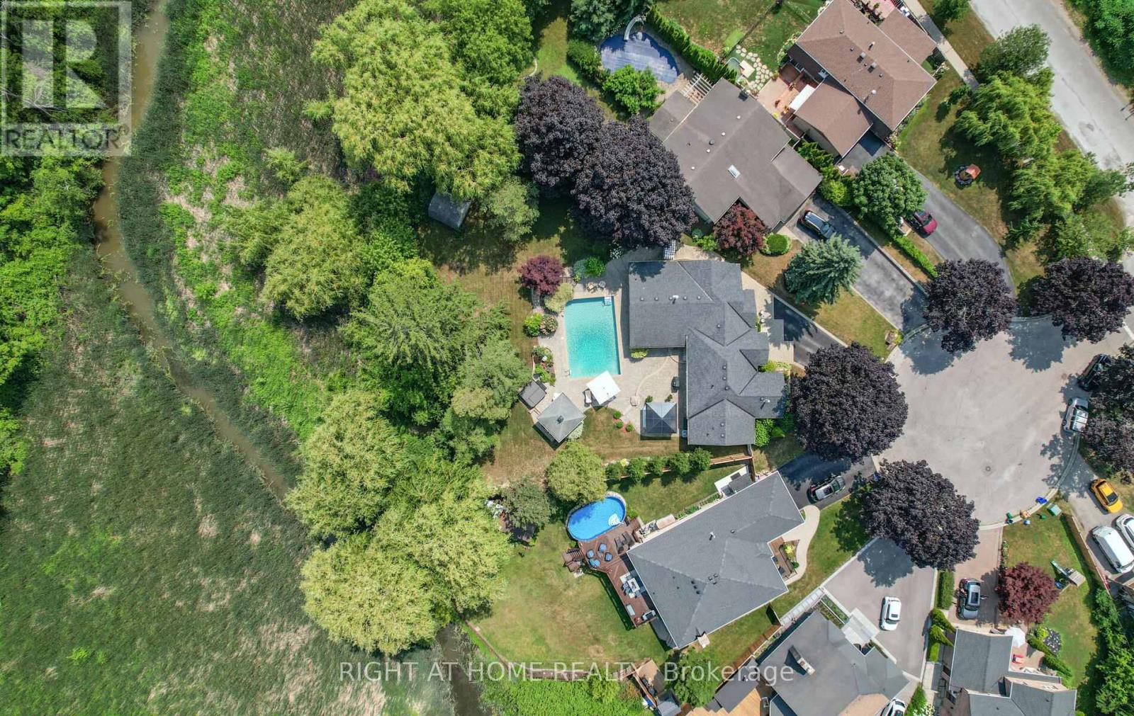 1549 Willowside Court, Pickering (Bay Ridges), Ontario  L1W 3P5 - Photo 47 - E12405617