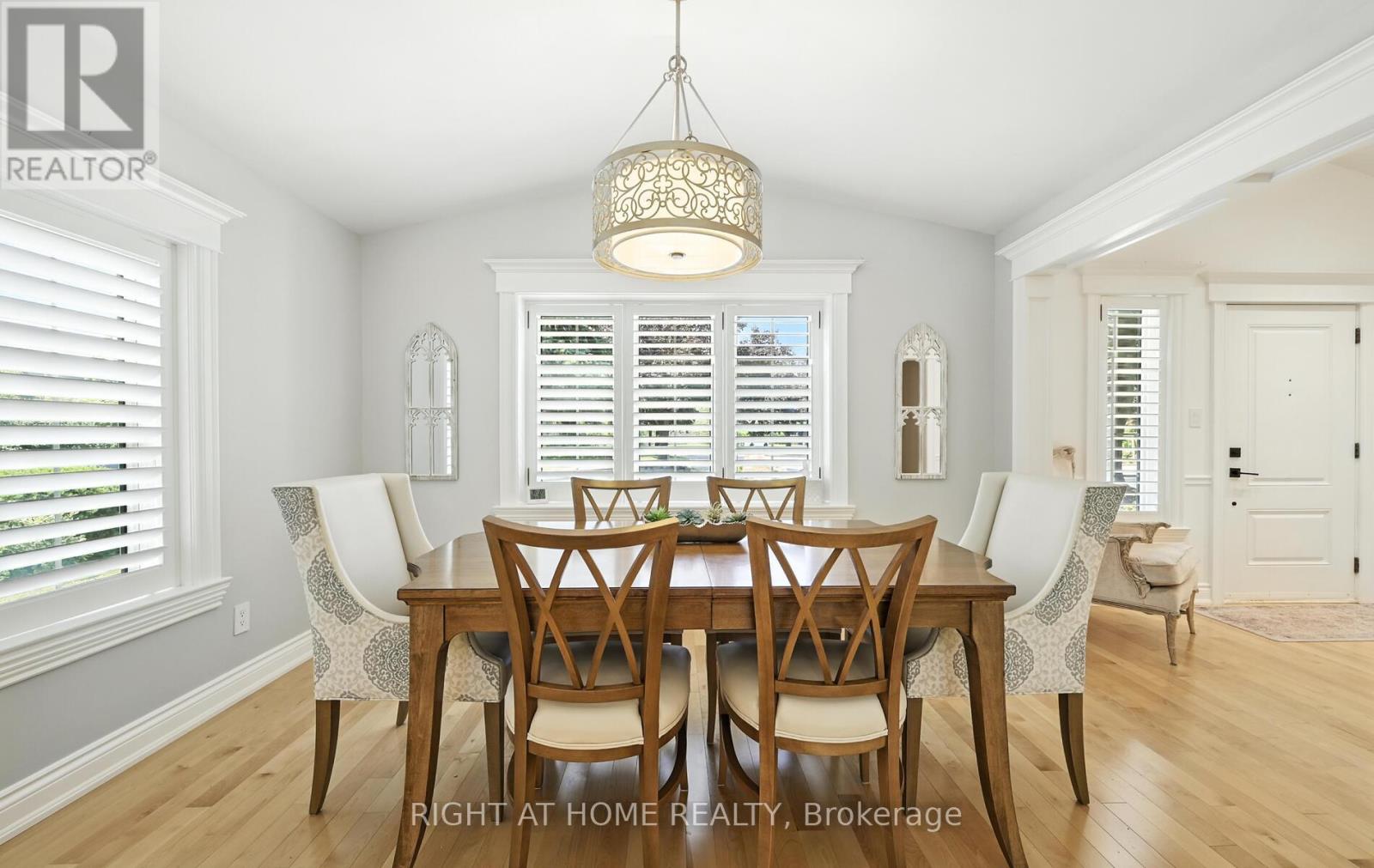 1549 Willowside Court, Pickering (Bay Ridges), Ontario  L1W 3P5 - Photo 7 - E12405617