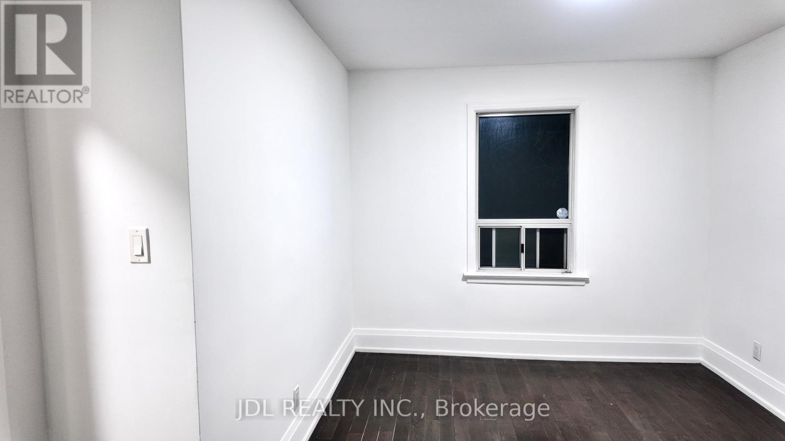 132 Edgecroft Road, Toronto, Ontario  M8Z 2C3 - Photo 16 - W12405613