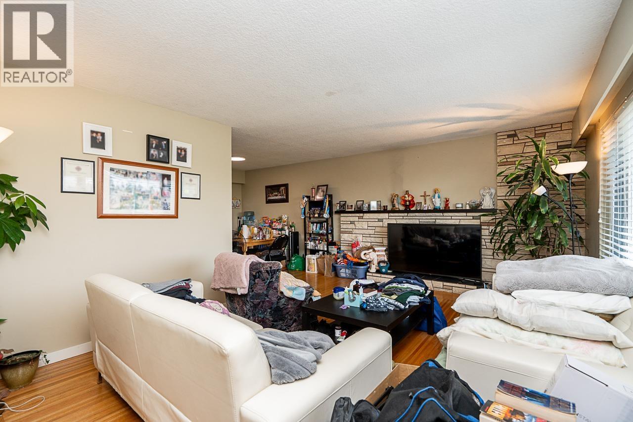 7621 Elliott Street, Vancouver, British Columbia  V5S 2N8 - Photo 7 - R3041553
