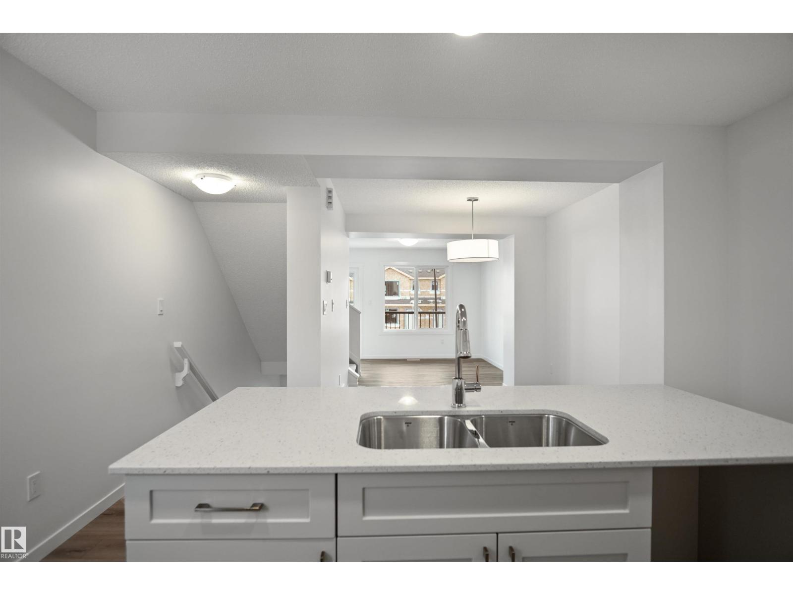 529 Aster Dr Nw, Edmonton, Alberta  T6T 2S2 - Photo 10 - E4457930