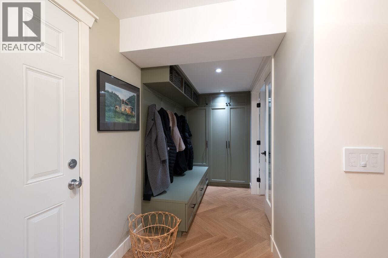 1345 Soball Street, Coquitlam, British Columbia  V3E 0B8 - Photo 32 - R3048049