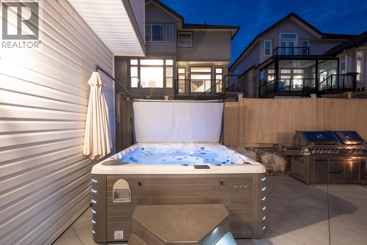 1345 Soball Street, Coquitlam, British Columbia  V3E 0B8 - Photo 39 - R3048049