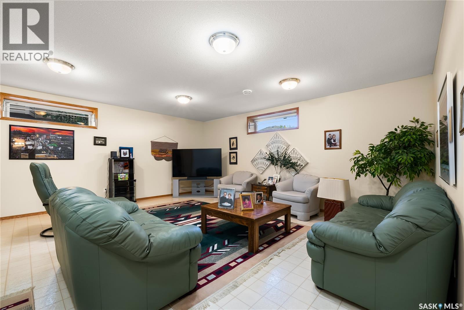 3744 Queens Gate, Regina, Saskatchewan  S4S 7J1 - Photo 28 - SK018483