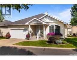 3744 Queens Gate Lakeview Rg, Regina, Ca