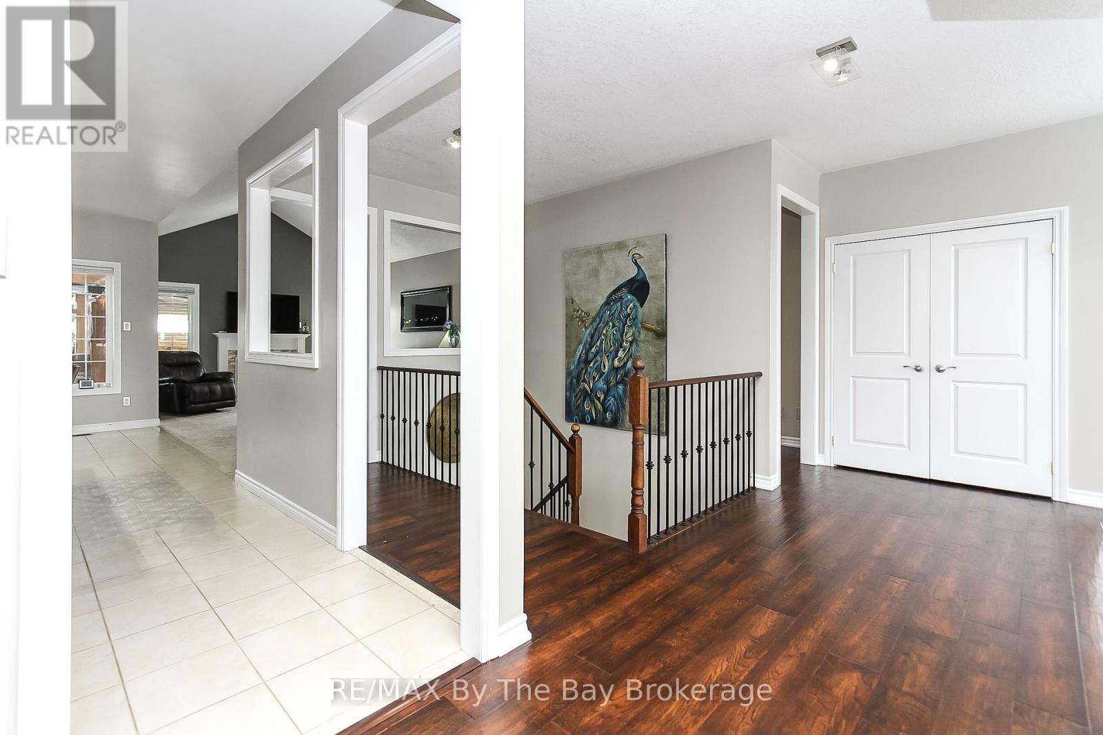 37 Walnut Drive, Wasaga Beach, Ontario  L9Z 0A8 - Photo 19 - S12405670