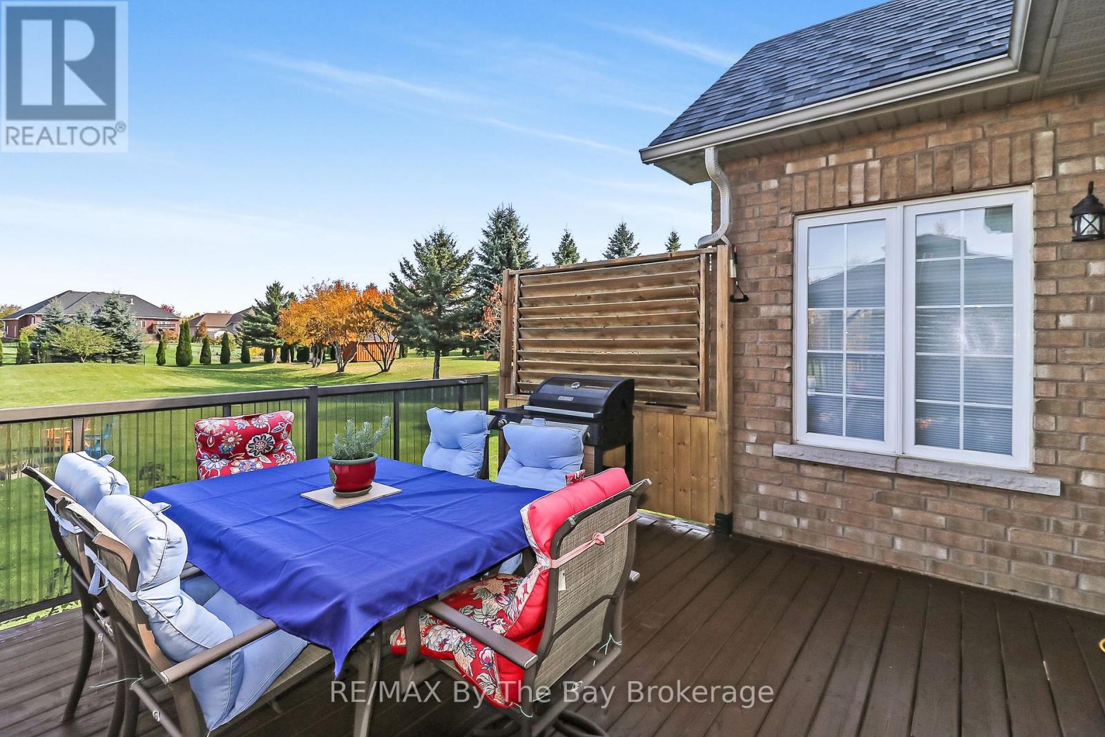 37 Walnut Drive, Wasaga Beach, Ontario  L9Z 0A8 - Photo 28 - S12405670