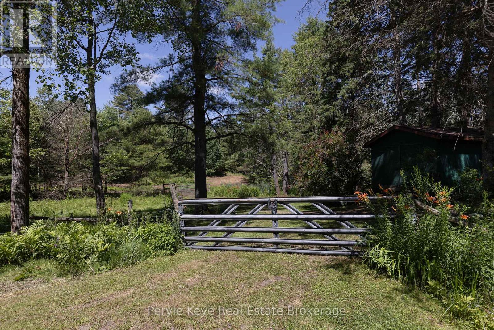 2322 Old Muskoka Road, Huntsville, Ontario  P0B 1M0 - Photo 47 - X12405675