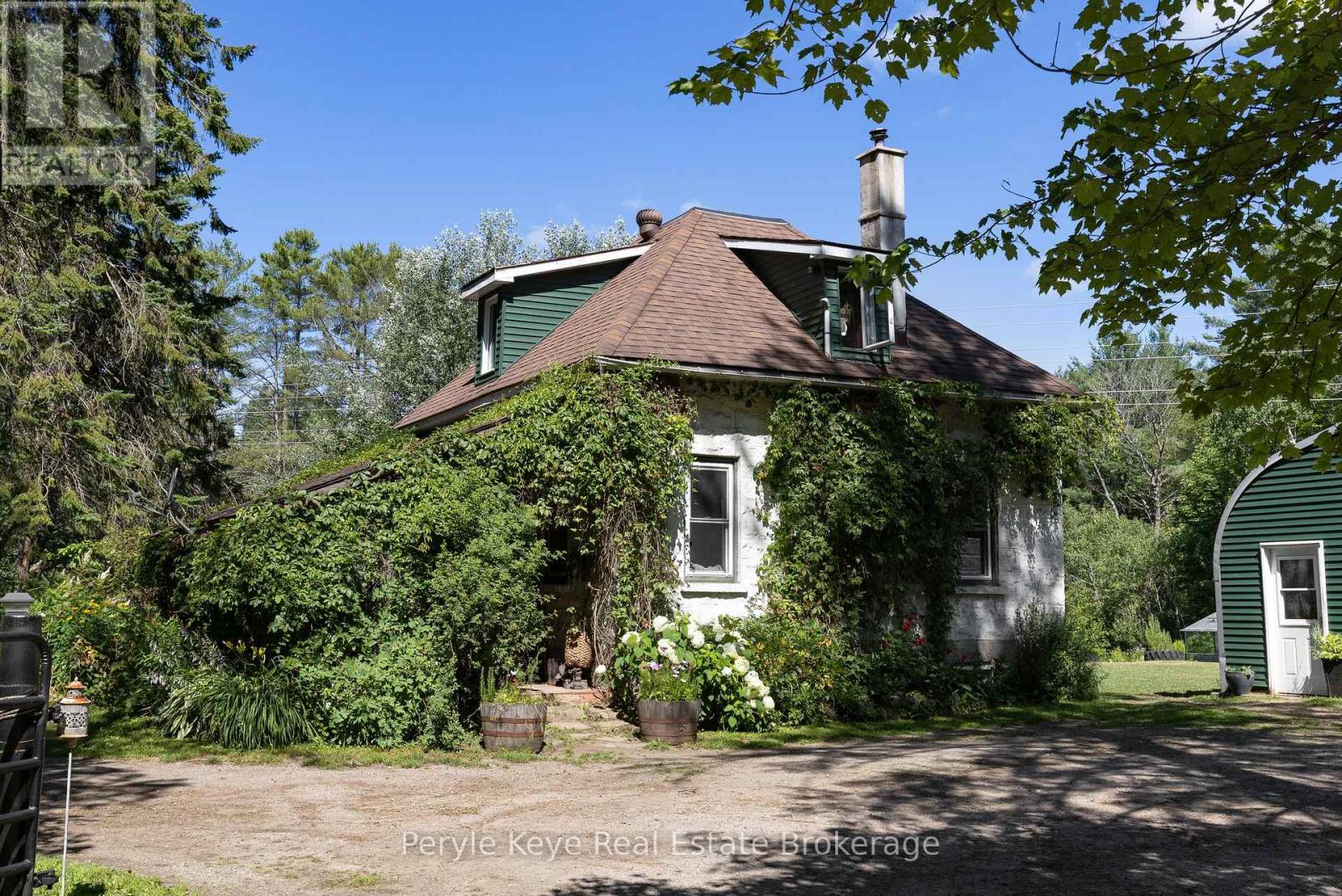 2322 Old Muskoka Road, Huntsville, Ontario  P0B 1M0 - Photo 5 - X12405675