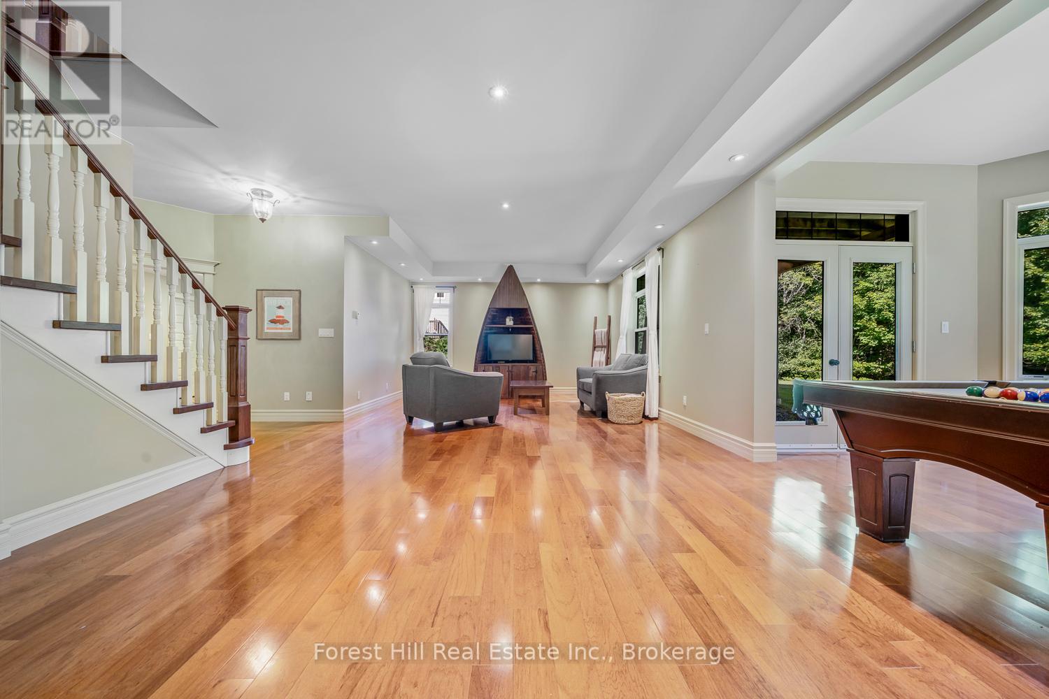 37 Parkway Avenue, Mcdougall, Ontario  P0G 1G0 - Photo 26 - X12405705