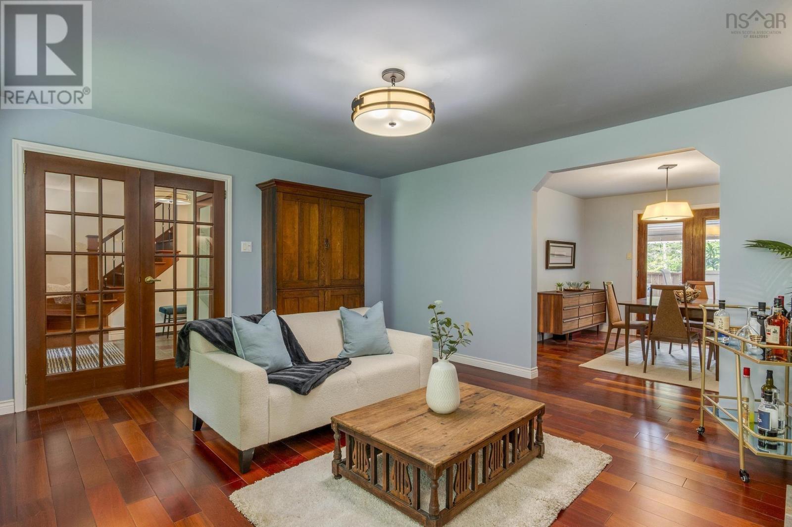 Property at 18 Lylewood Drive image 5