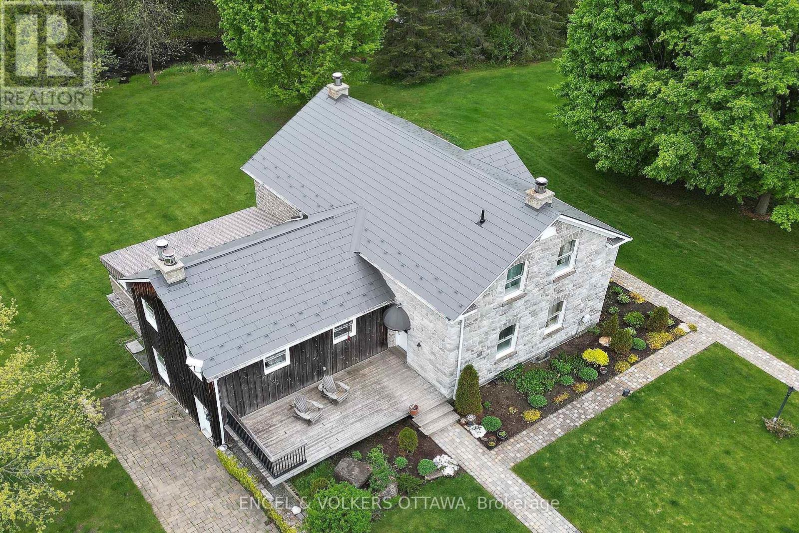 3000/2980 Roger Stevens Drive, Ottawa, Ontario  K0A 2T0 - Photo 12 - X12387271