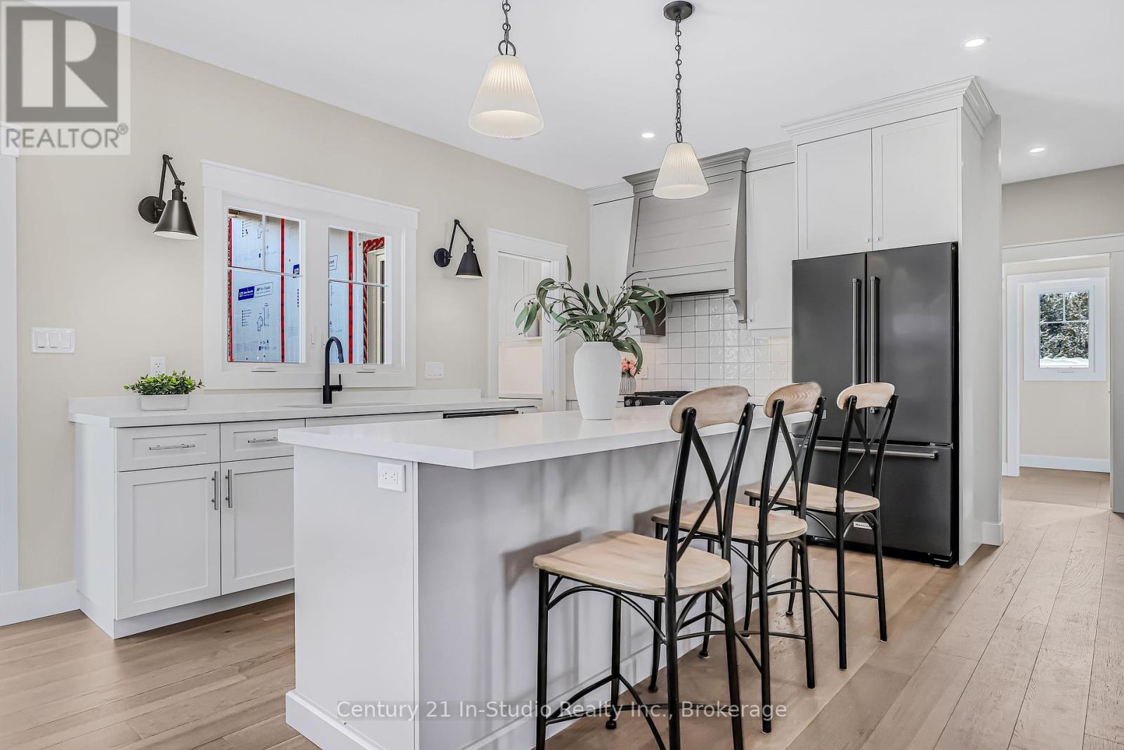 3 Grenville Street N, Saugeen Shores, Ontario  N0H 2L0 - Photo 10 - X12405712