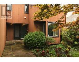 79 Bayview Road, Halifax, Ca