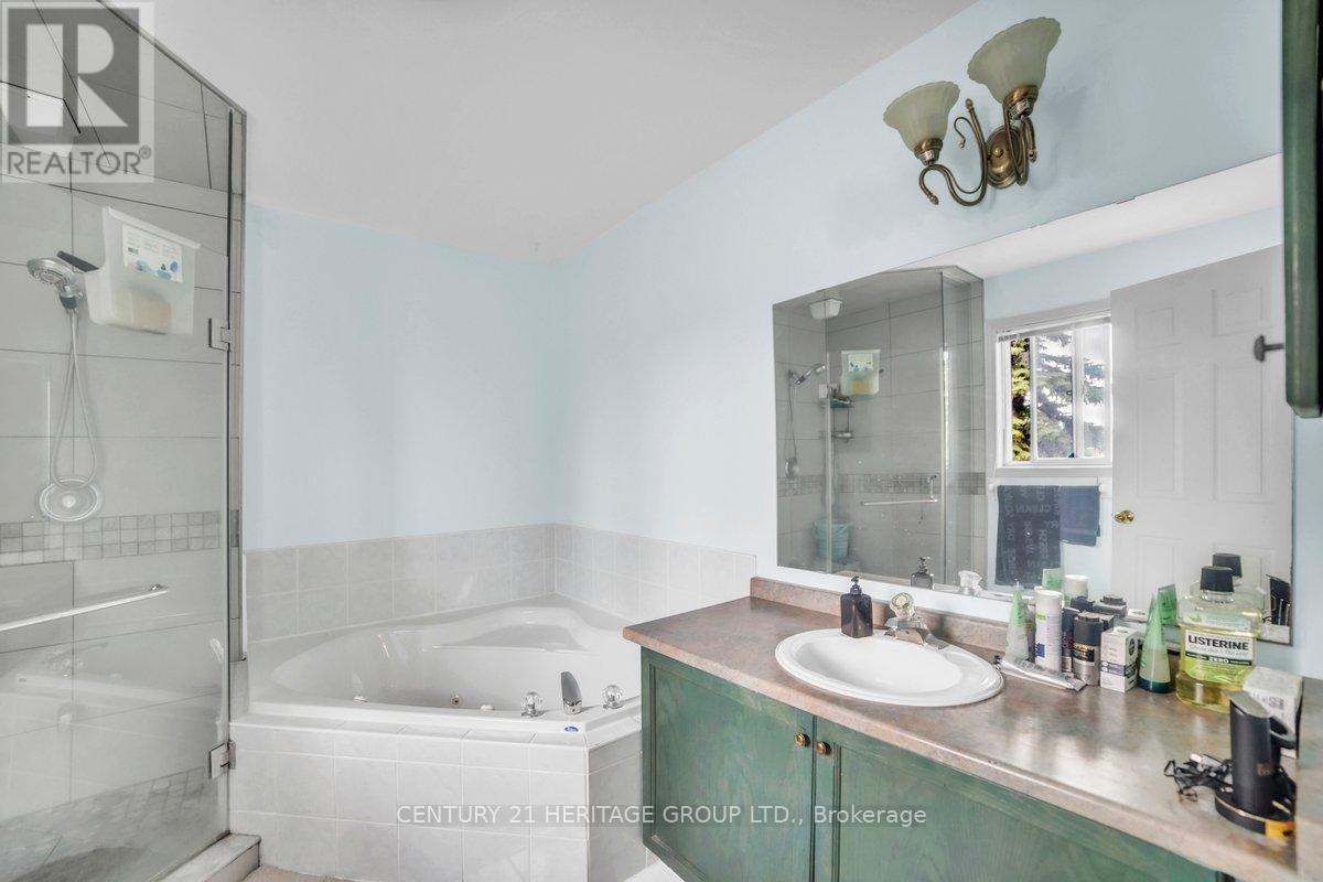 765 Dillman Avenue, Newmarket, Ontario  L3X 2K3 - Photo 10 - N12362433