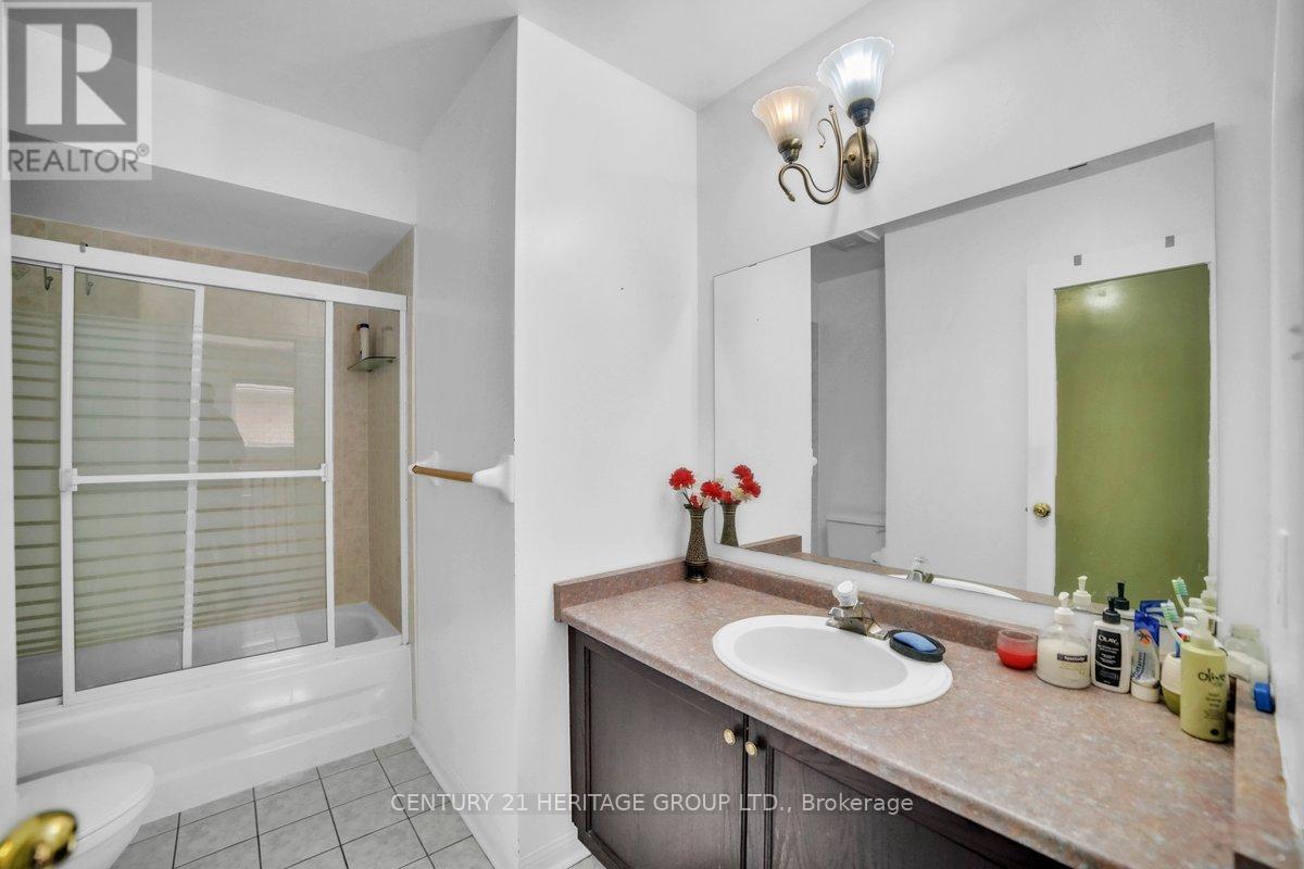 765 Dillman Avenue, Newmarket, Ontario  L3X 2K3 - Photo 13 - N12362433