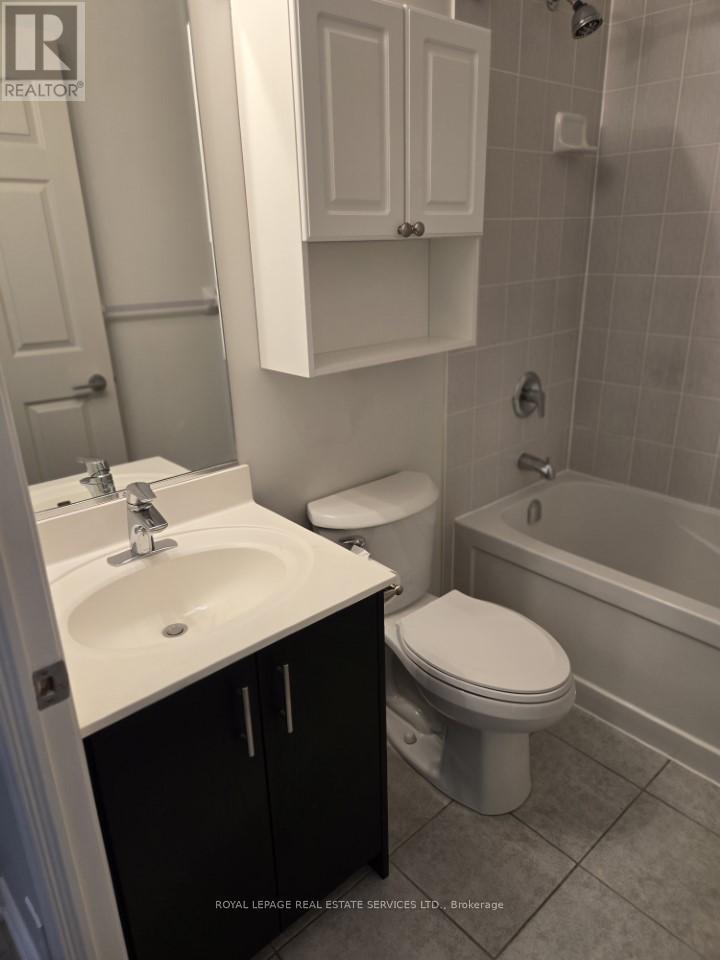812 - 15 James Finlay Way, Toronto, Ontario  M3M 0B3 - Photo 10 - W12299379