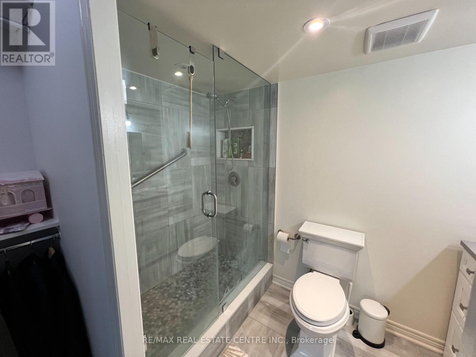 204 - 26 Hall Road, Halton Hills (Georgetown), Ontario  L7G 5G5 - Photo 14 - W12404035