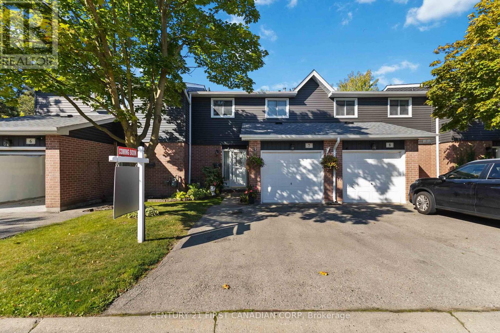 7 - 131 Bonaventure Drive, London East, Ontario  N5V 4H8 - Photo 2 - X12405651