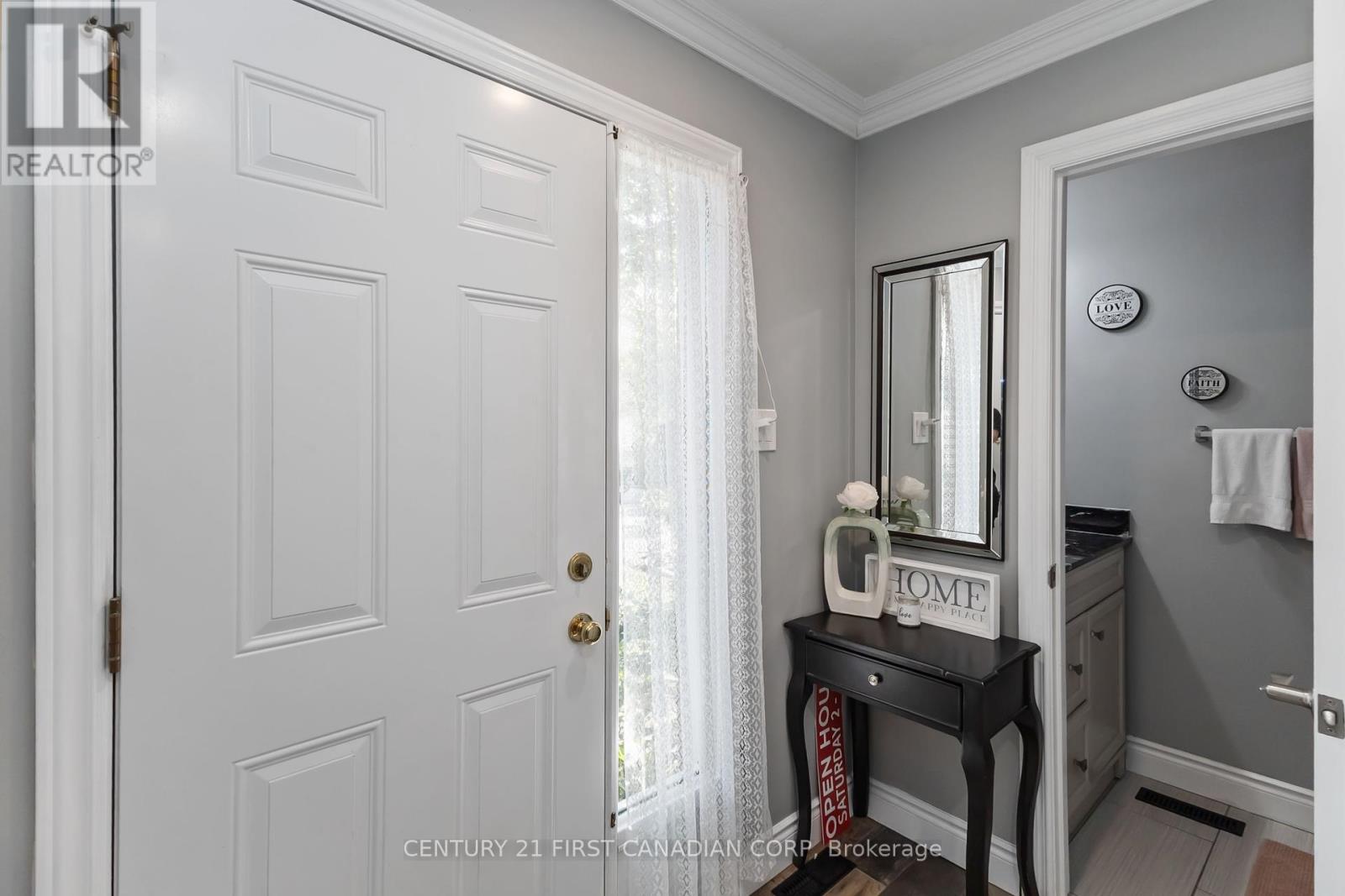 7 - 131 Bonaventure Drive, London East, Ontario  N5V 4H8 - Photo 4 - X12405651