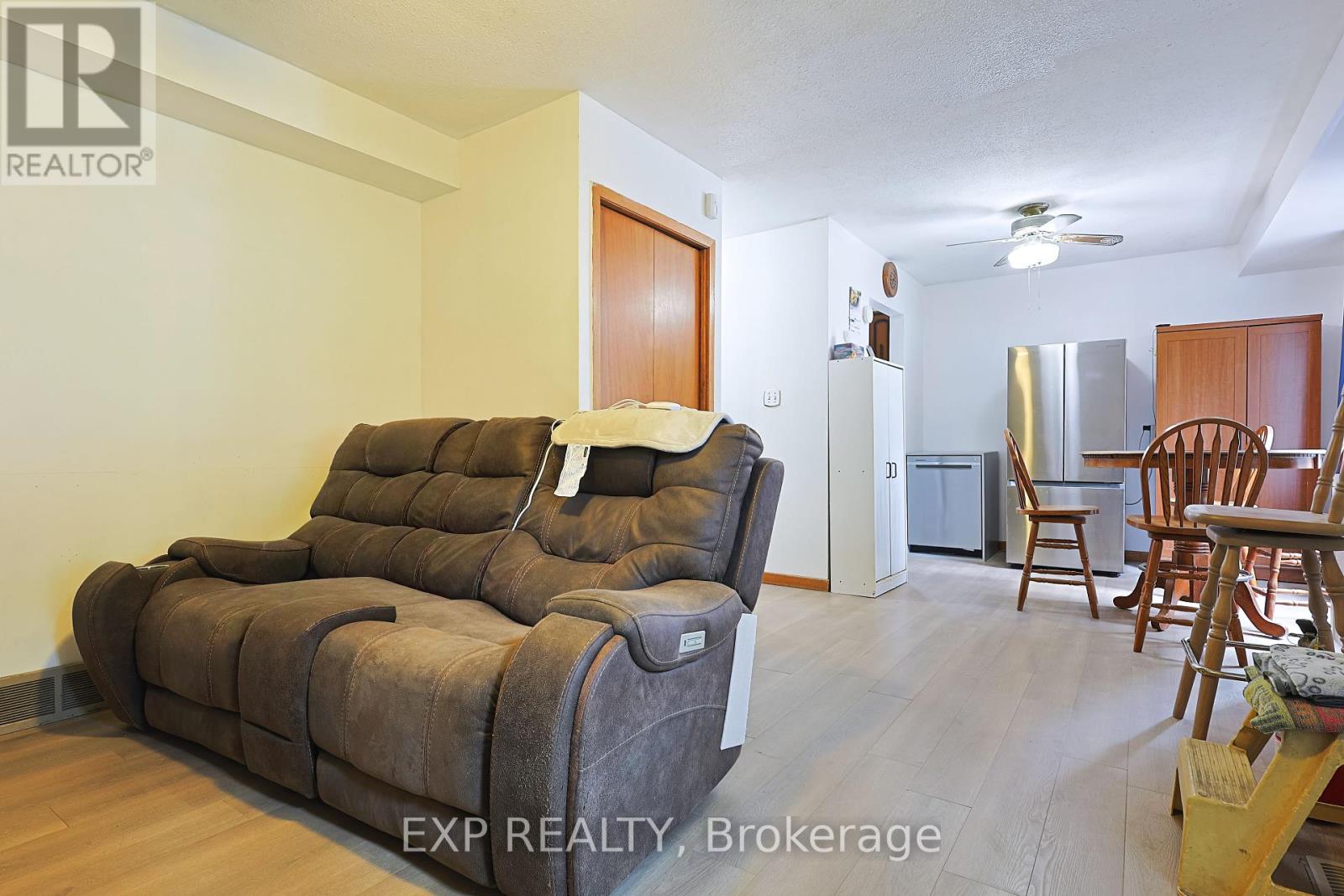 164 Augusta Crescent, London South, Ontario  N6E 2E1 - Photo 10 - X12405676