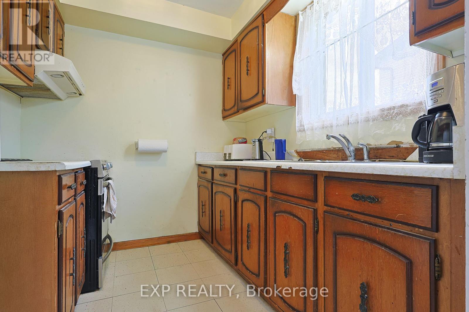 164 Augusta Crescent, London South, Ontario  N6E 2E1 - Photo 14 - X12405676
