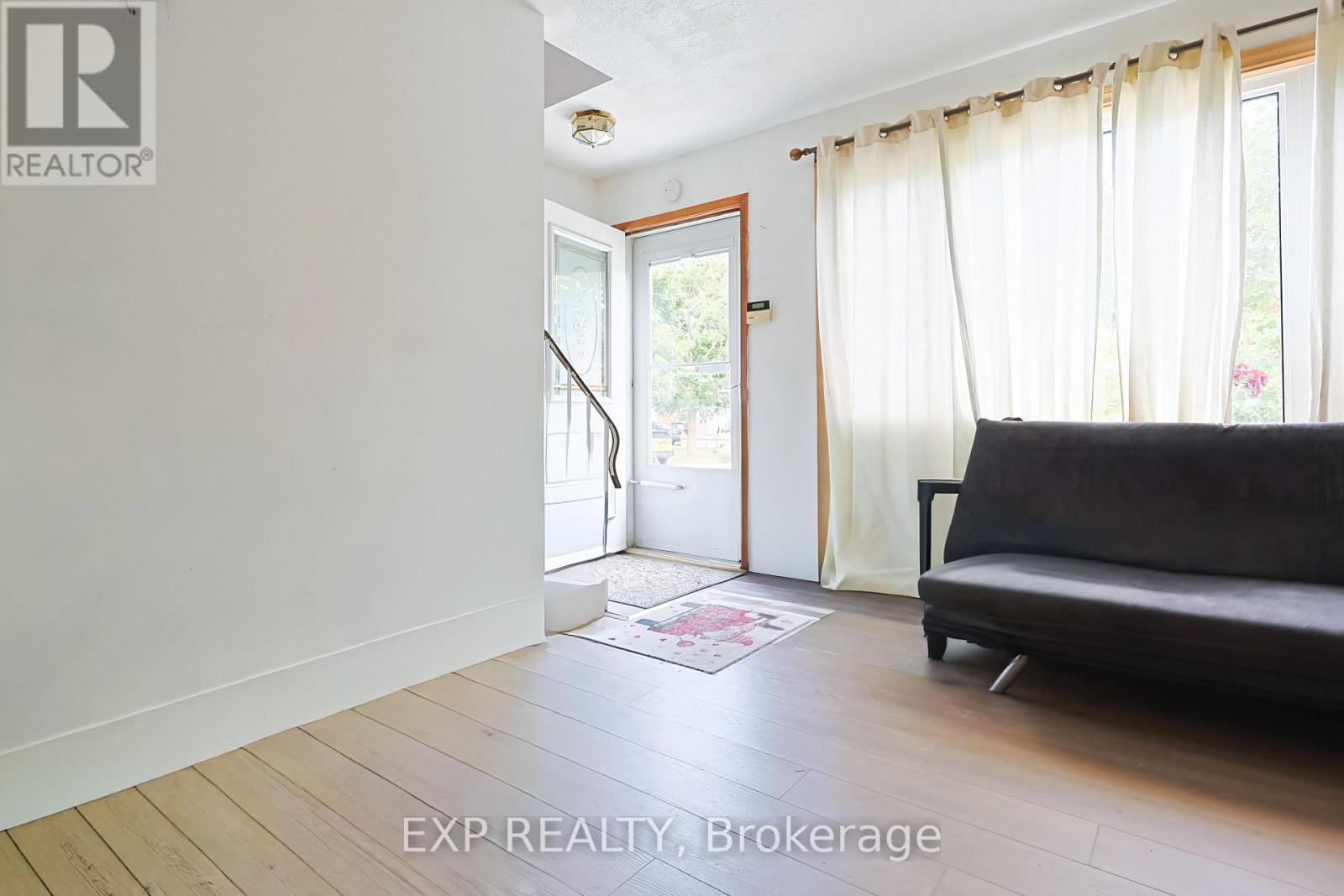 164 Augusta Crescent, London South, Ontario  N6E 2E1 - Photo 33 - X12405676