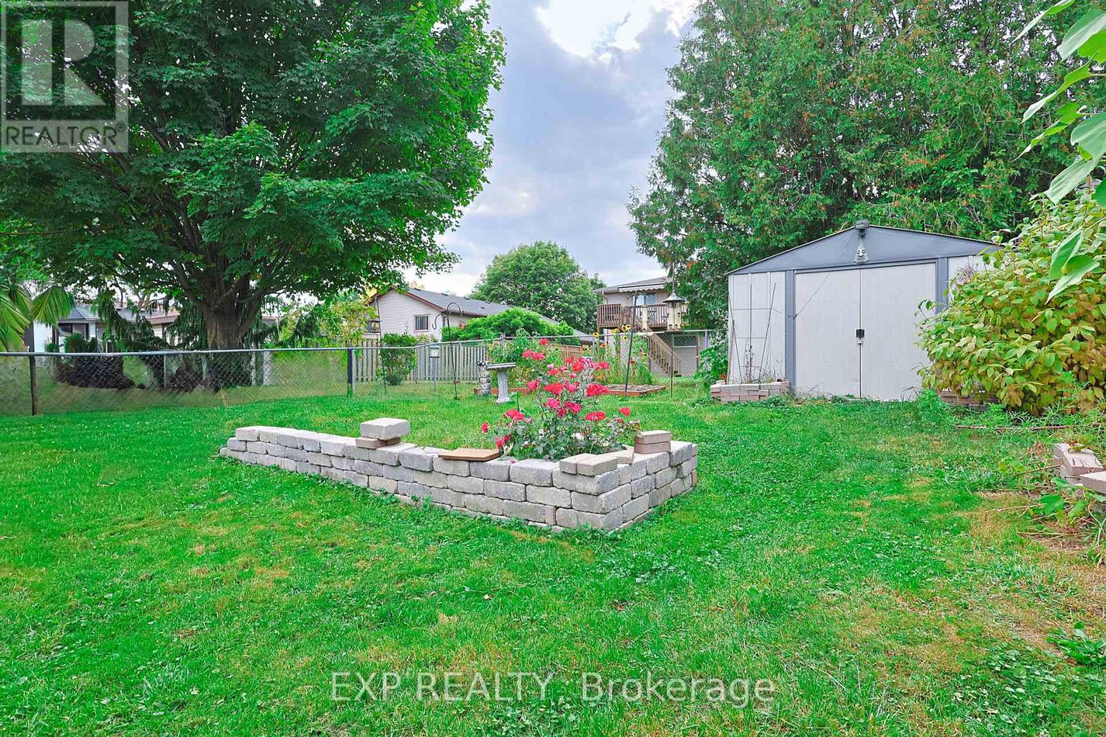 164 Augusta Crescent, London South, Ontario  N6E 2E1 - Photo 34 - X12405676