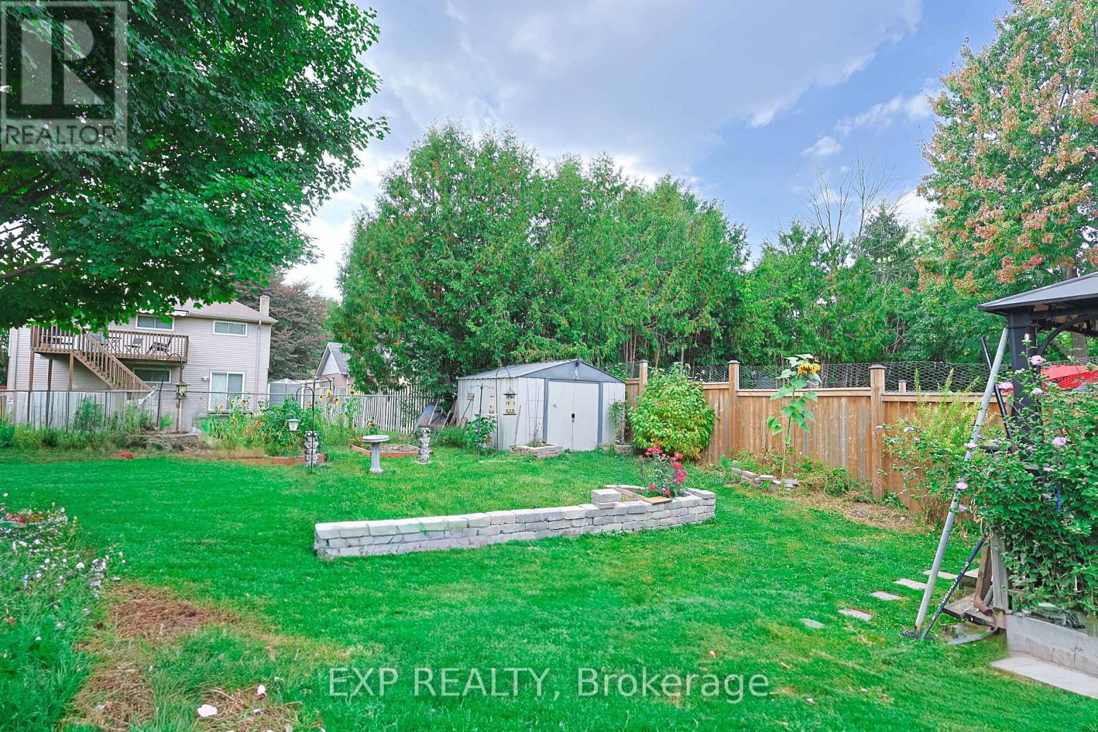 164 Augusta Crescent, London South, Ontario  N6E 2E1 - Photo 39 - X12405676