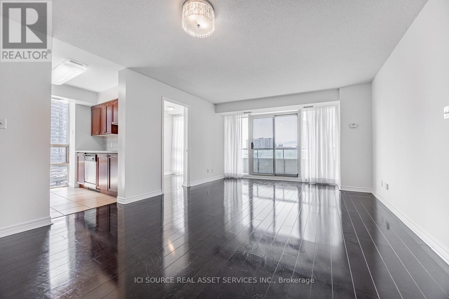 808 - 51 Lower Simcoe Street, Toronto, Ontario  M5J 3A2 - Photo 1 - C12405703