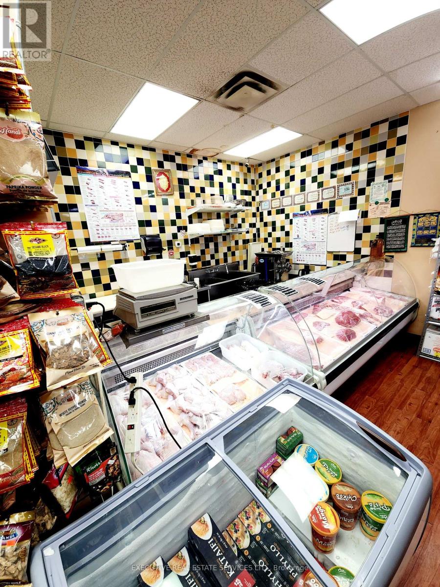 102 - 1910 Dundas Street E, Whitby (Blue Grass Meadows), Ontario  L1N 2L6 - Photo 11 - E12405698