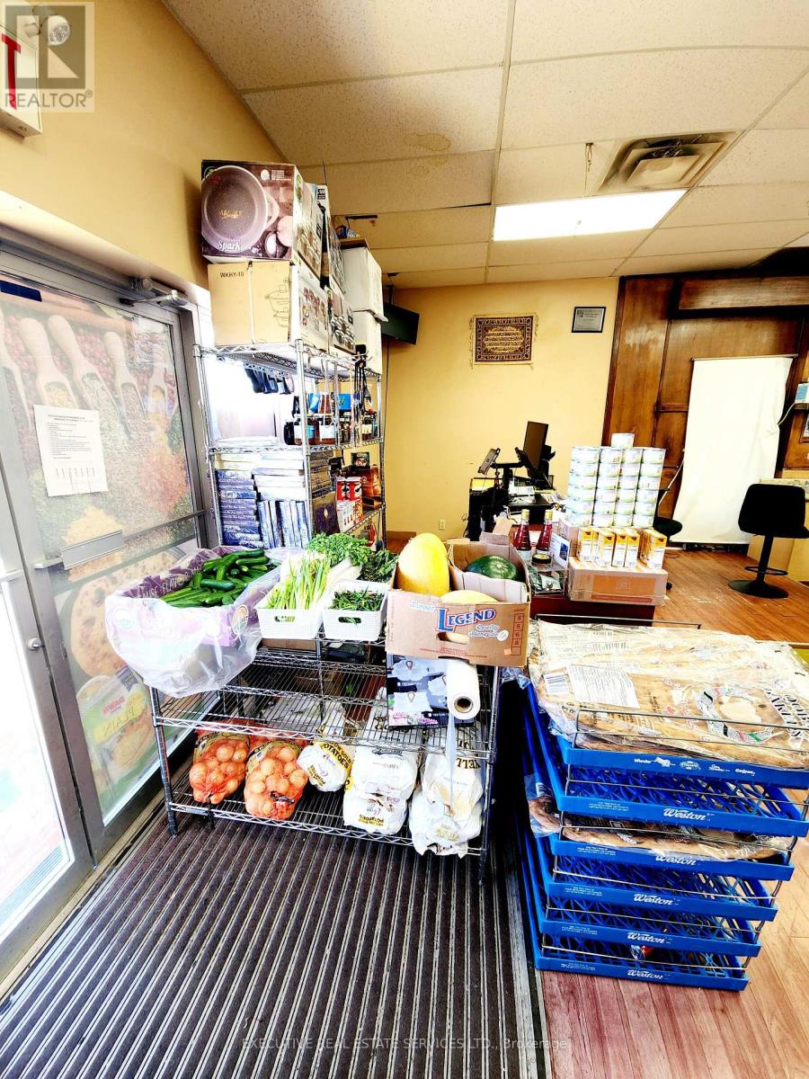 102 - 1910 Dundas Street E, Whitby (Blue Grass Meadows), Ontario  L1N 2L6 - Photo 2 - E12405698