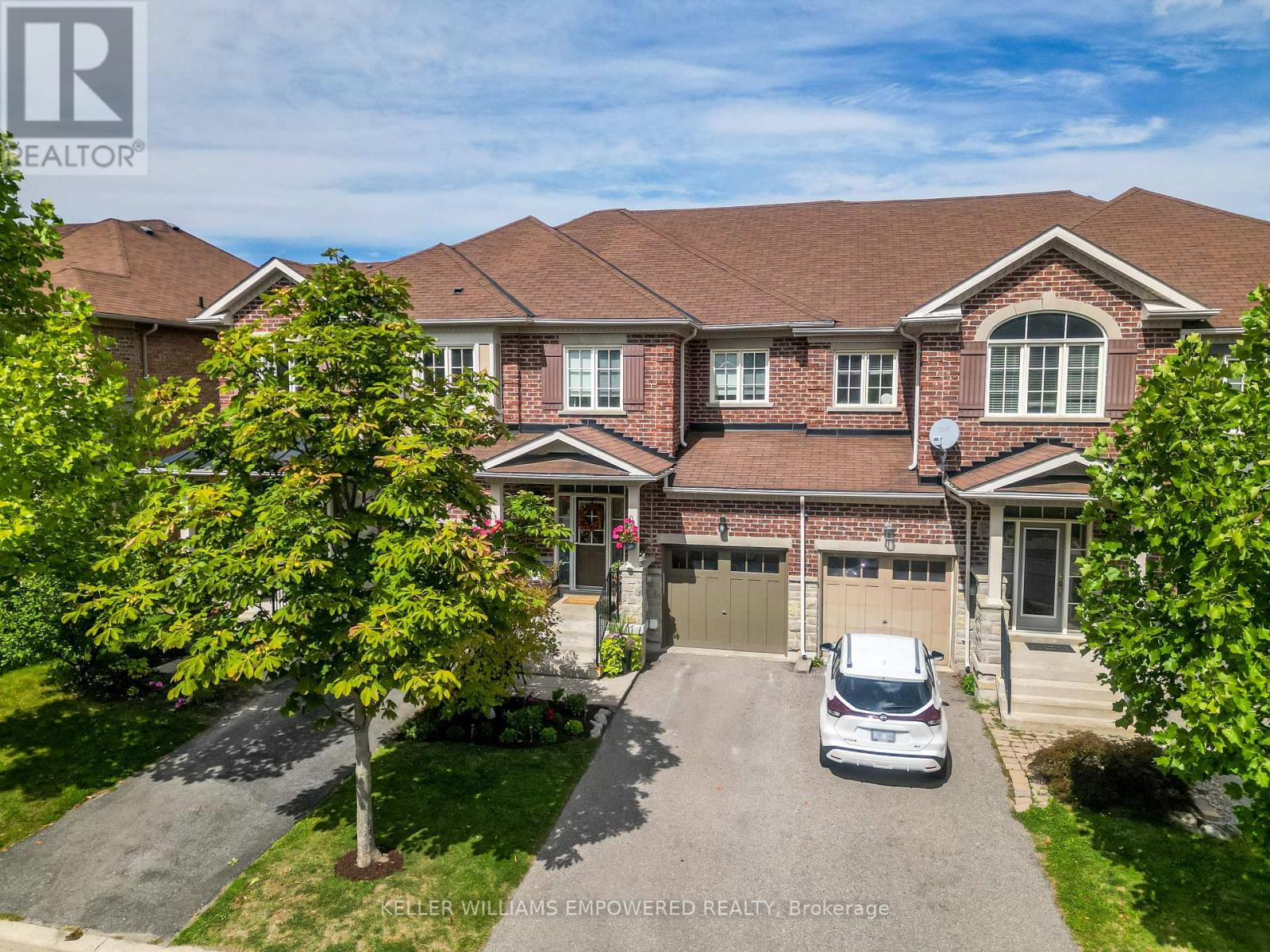 372 William Dunn Crescent, Newmarket, Ontario  L3X 3L3 - Photo 2 - N12405699