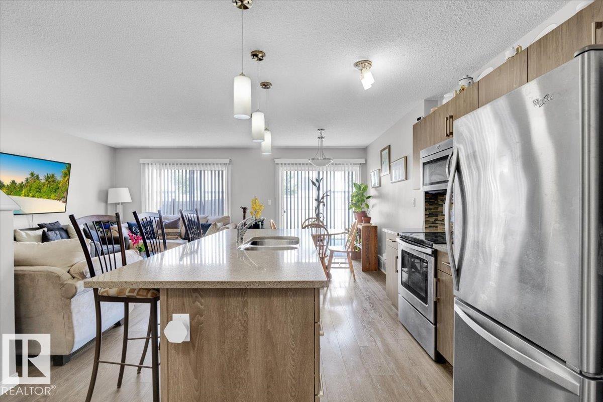 745 Eagleson Cr Nw, Edmonton, Alberta  T6M 0V2 - Photo 8 - E4457931