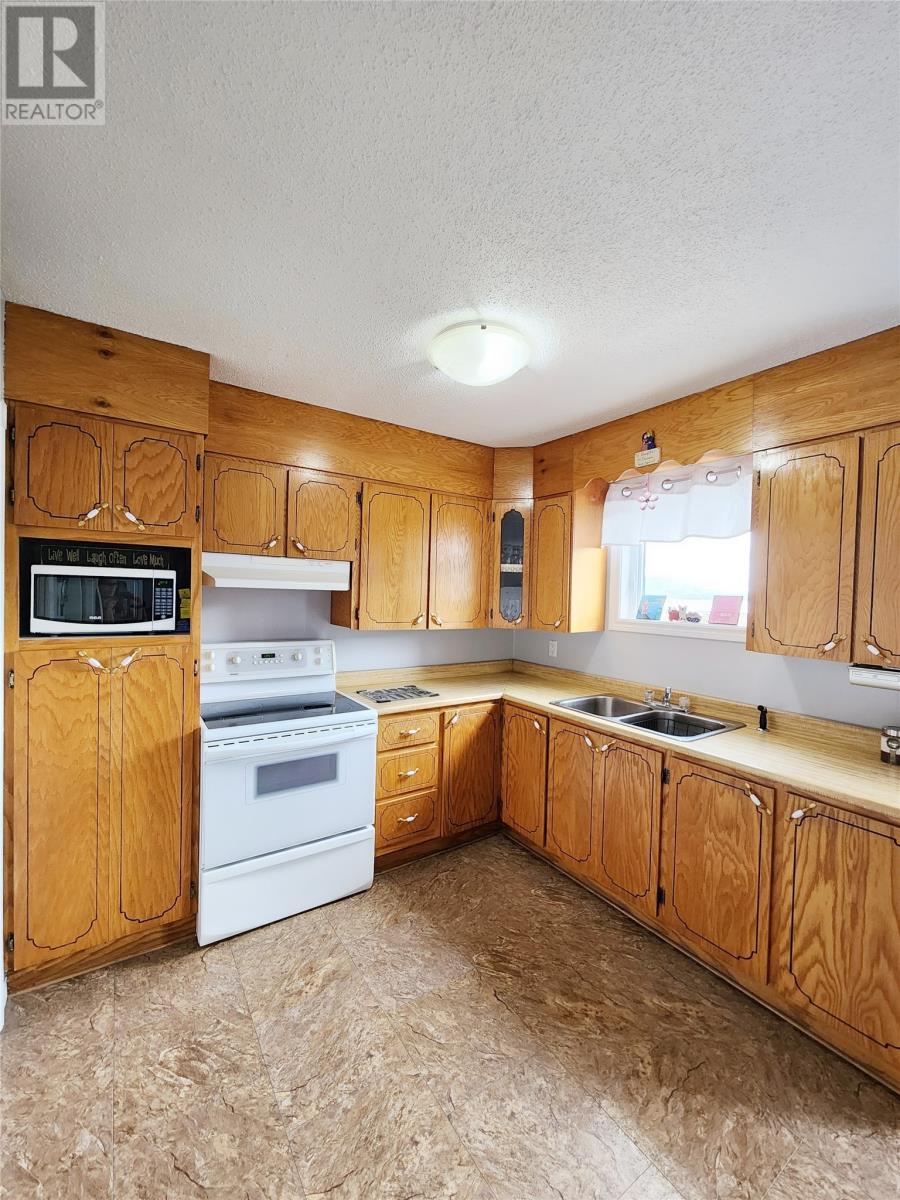 109a N Main Road, Harbour Breton, Newfoundland & Labrador  A0H 1P0 - Photo 4 - 1290428
