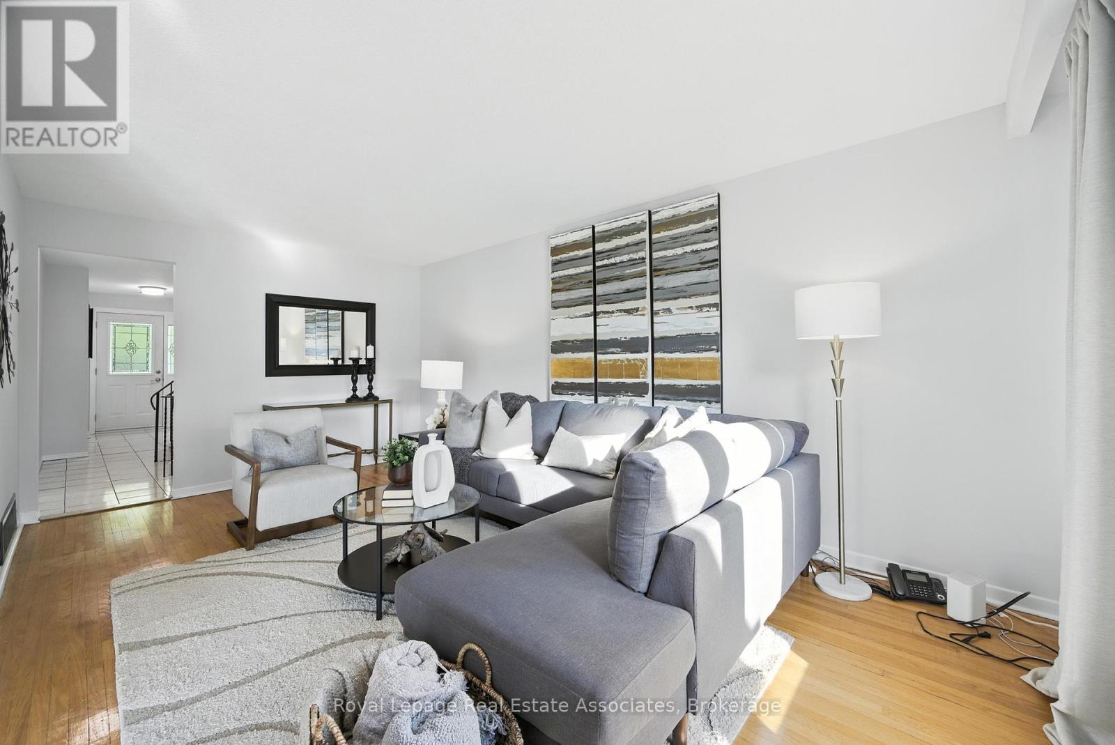 A - 160 Sheldon Avenue, Toronto, Ontario  M8W 4L6 - Photo 11 - W12405649