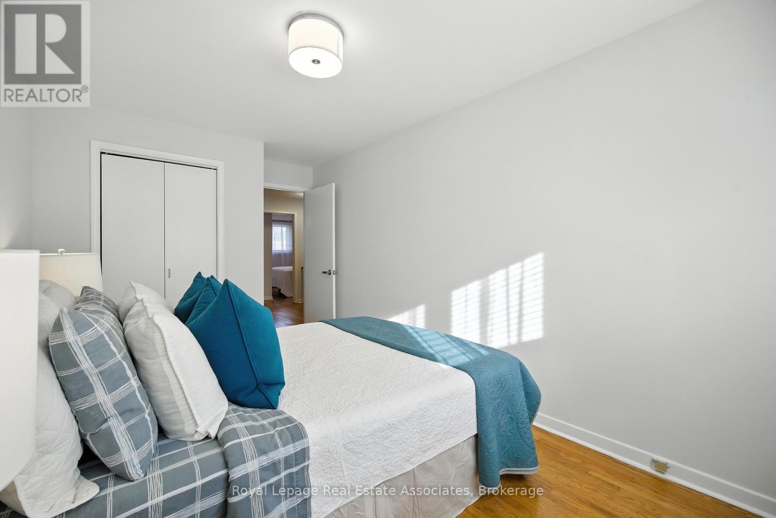A - 160 Sheldon Avenue, Toronto, Ontario  M8W 4L6 - Photo 23 - W12405649