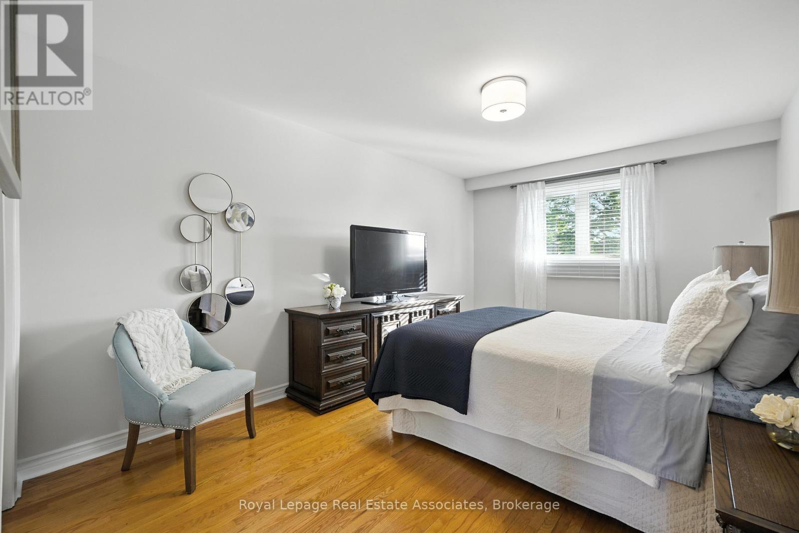 A - 160 Sheldon Avenue, Toronto, Ontario  M8W 4L6 - Photo 26 - W12405649