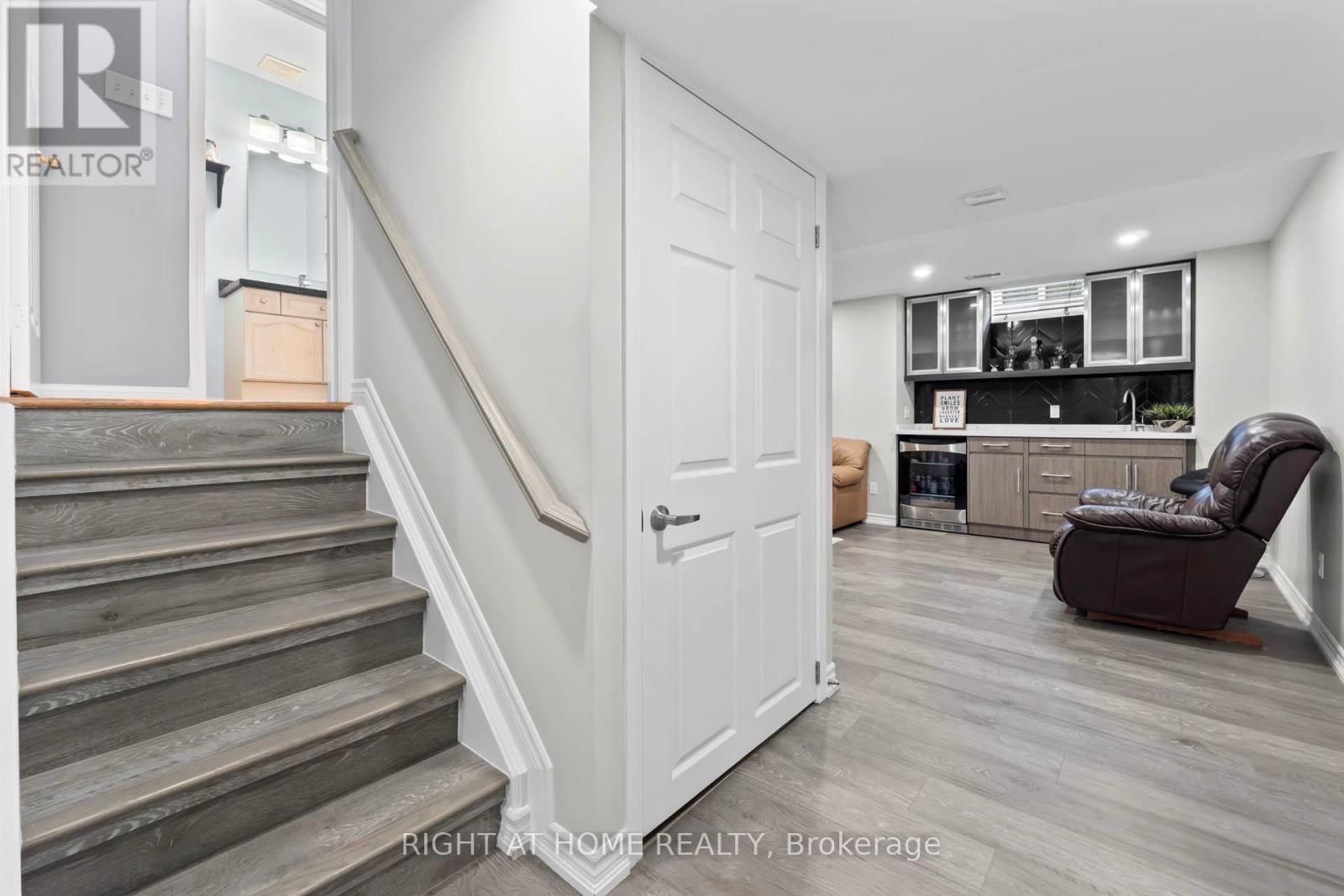 3672 Swanson Drive, Mississauga, Ontario  L5N 8J6 - Photo 28 - W12405663