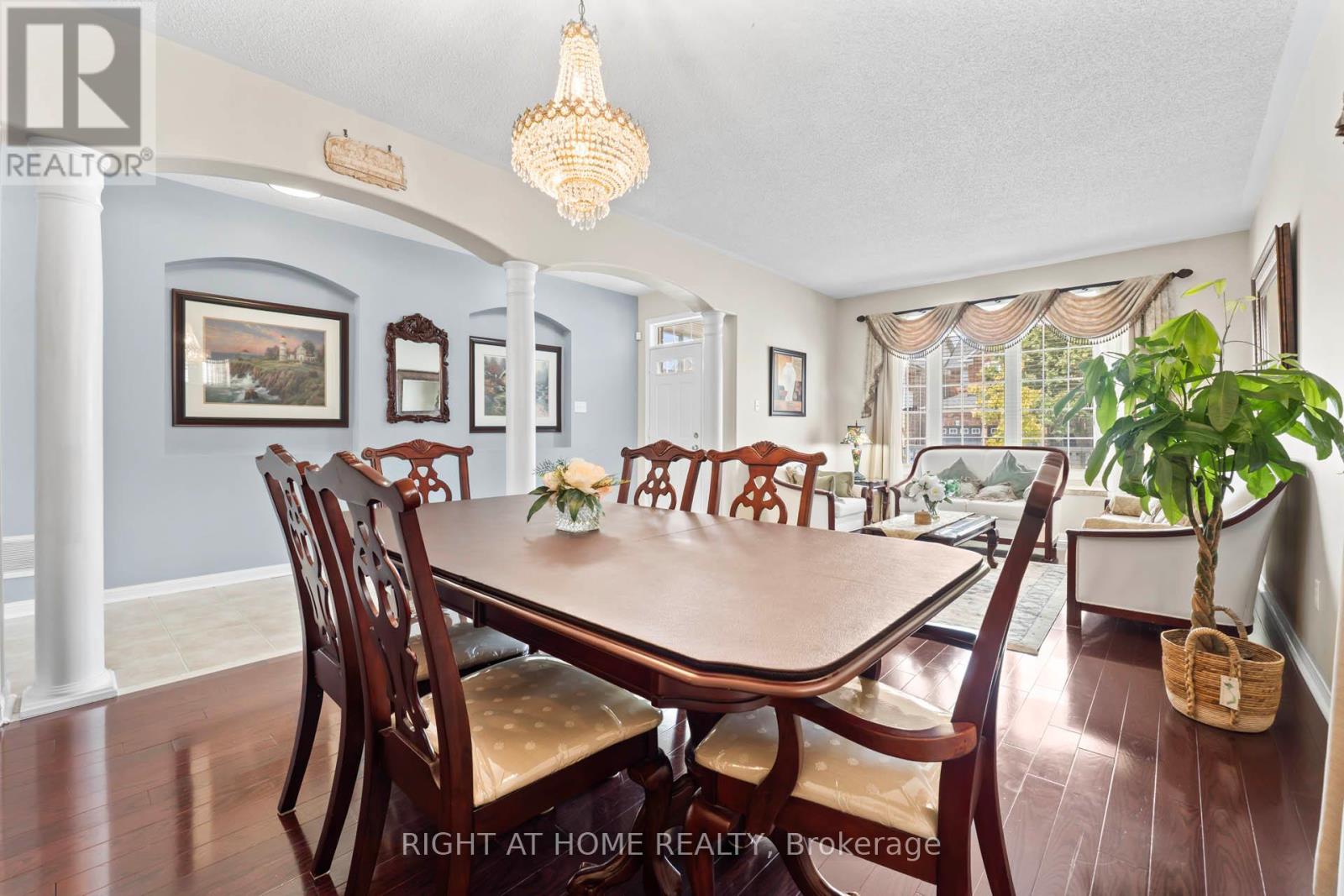 3672 Swanson Drive, Mississauga, Ontario  L5N 8J6 - Photo 6 - W12405663