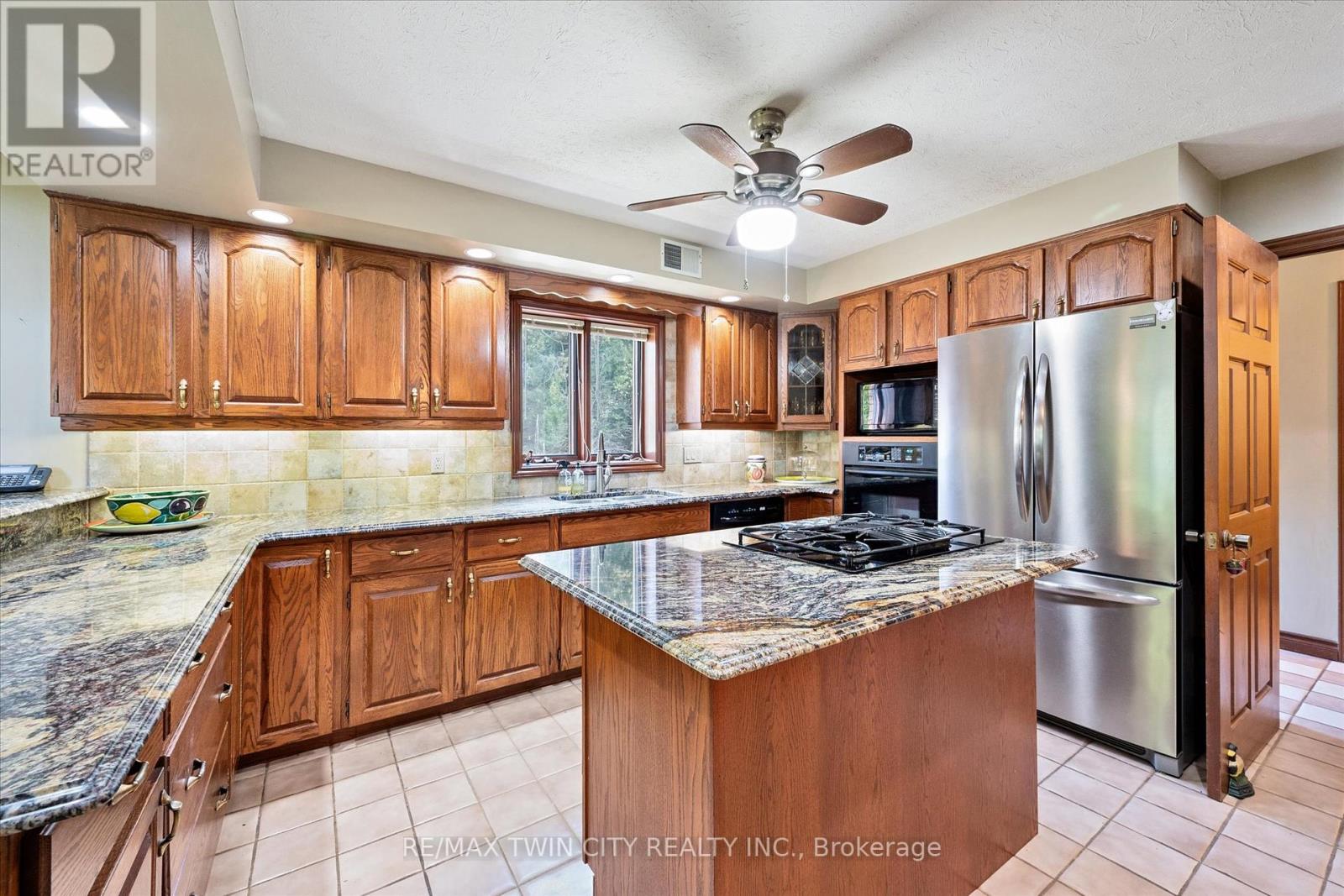 74 Miramichi Road W, Saugeen Shores, Ontario  N0H 2C6 - Photo 22 - X12405664