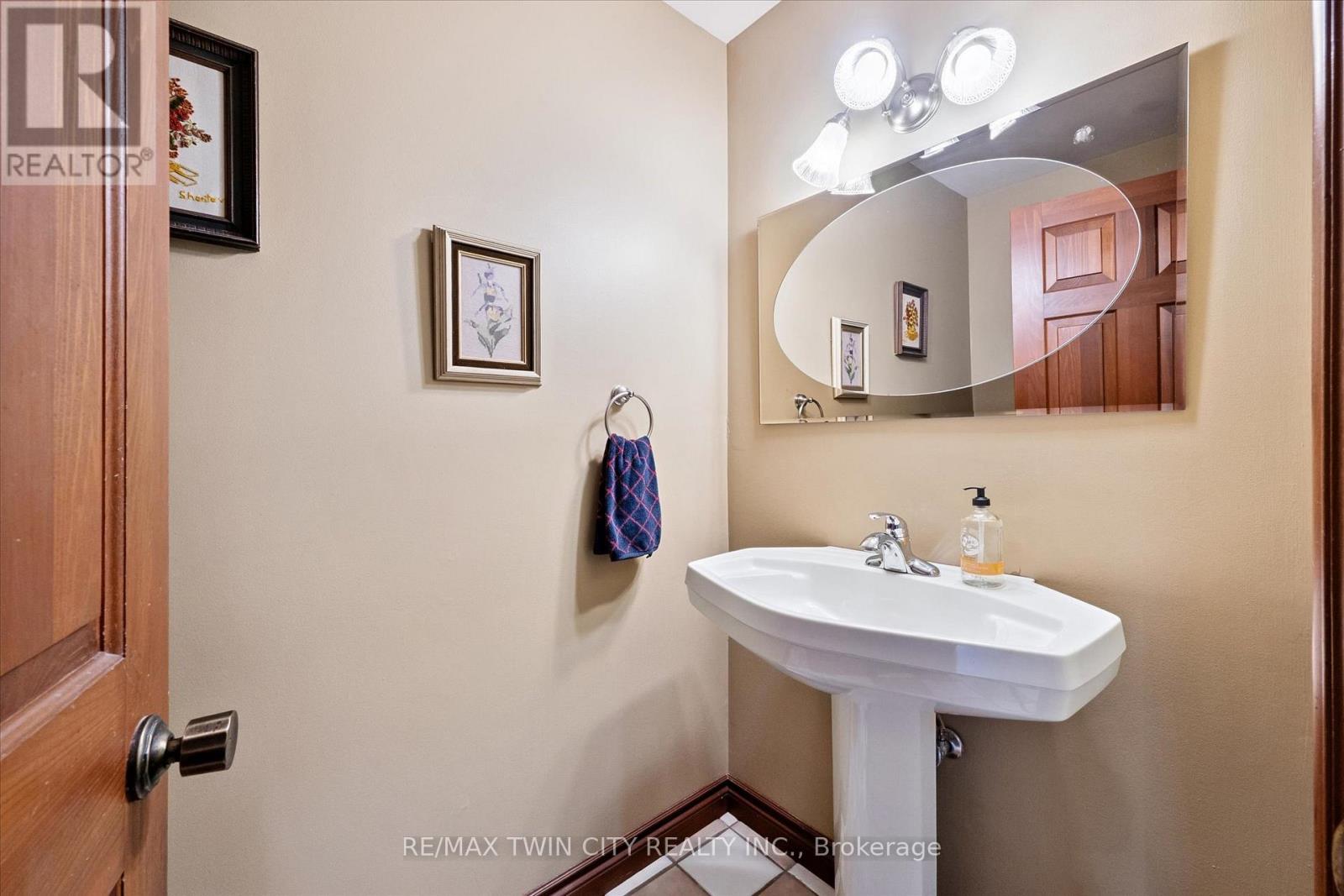 74 Miramichi Road W, Saugeen Shores, Ontario  N0H 2C6 - Photo 27 - X12405664