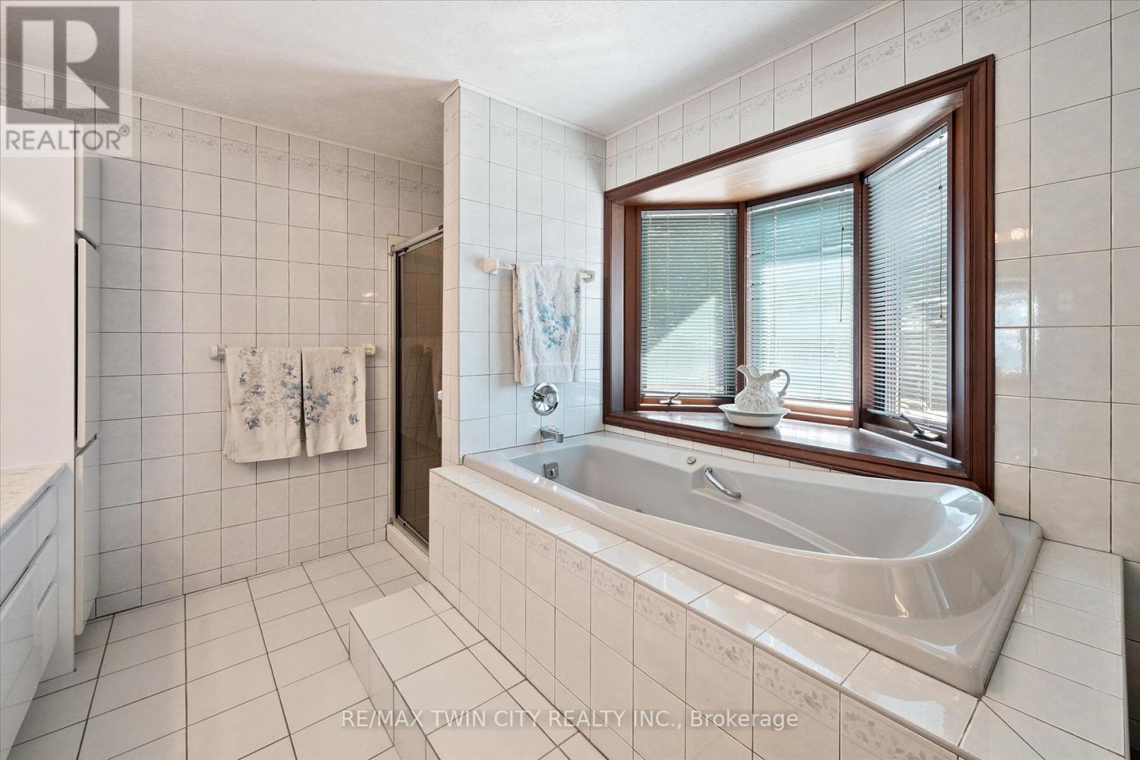 74 Miramichi Road W, Saugeen Shores, Ontario  N0H 2C6 - Photo 36 - X12405664