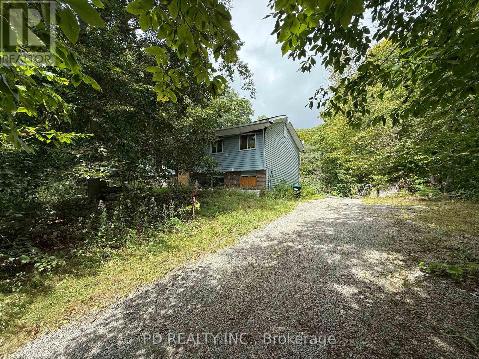 162 Farlain Lake Road W, Tiny, Ontario  L9M 0B9 - Photo 7 - S12405732