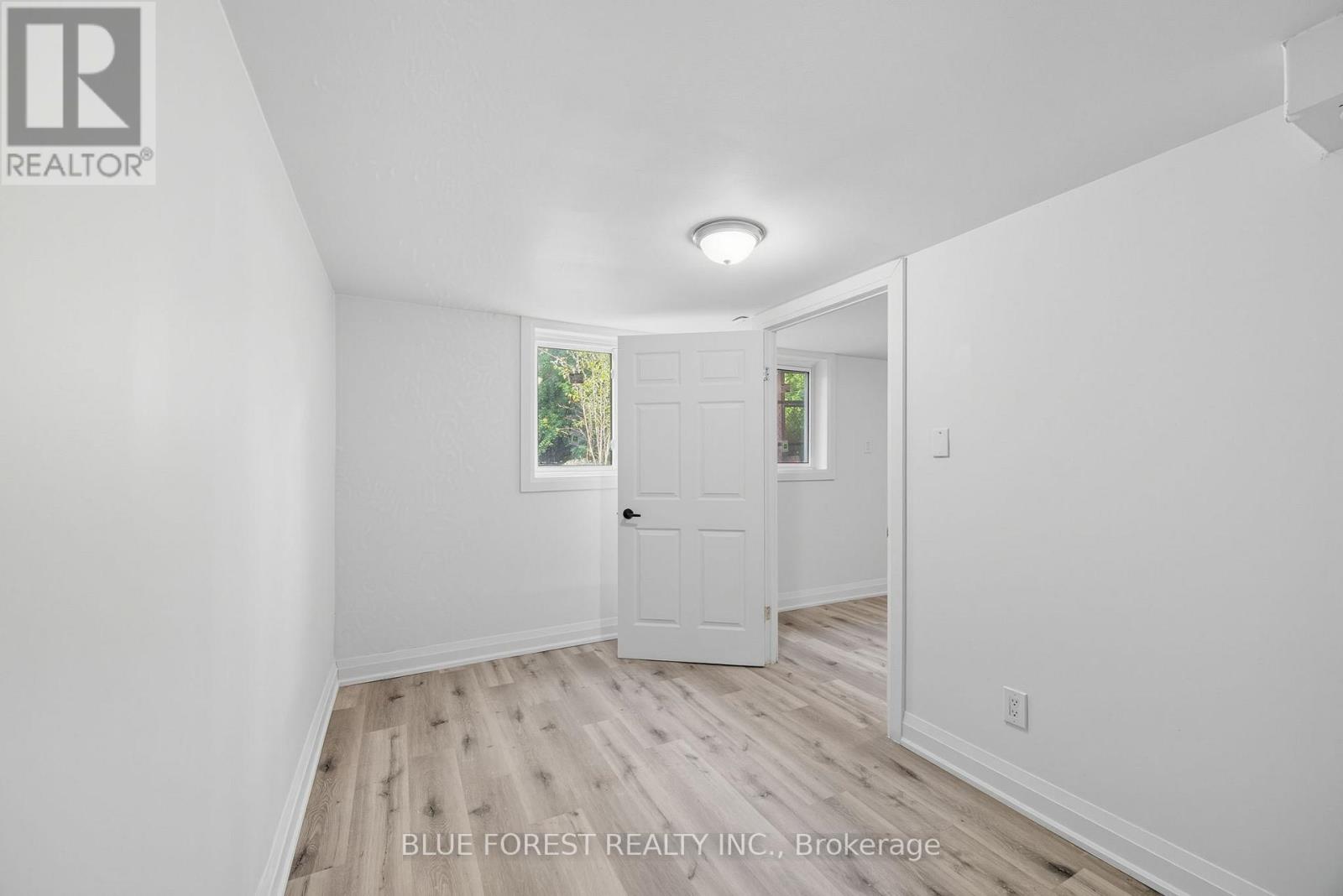 1770 Seeley Drive, London East, Ontario  N5W 2B1 - Photo 26 - X12405753