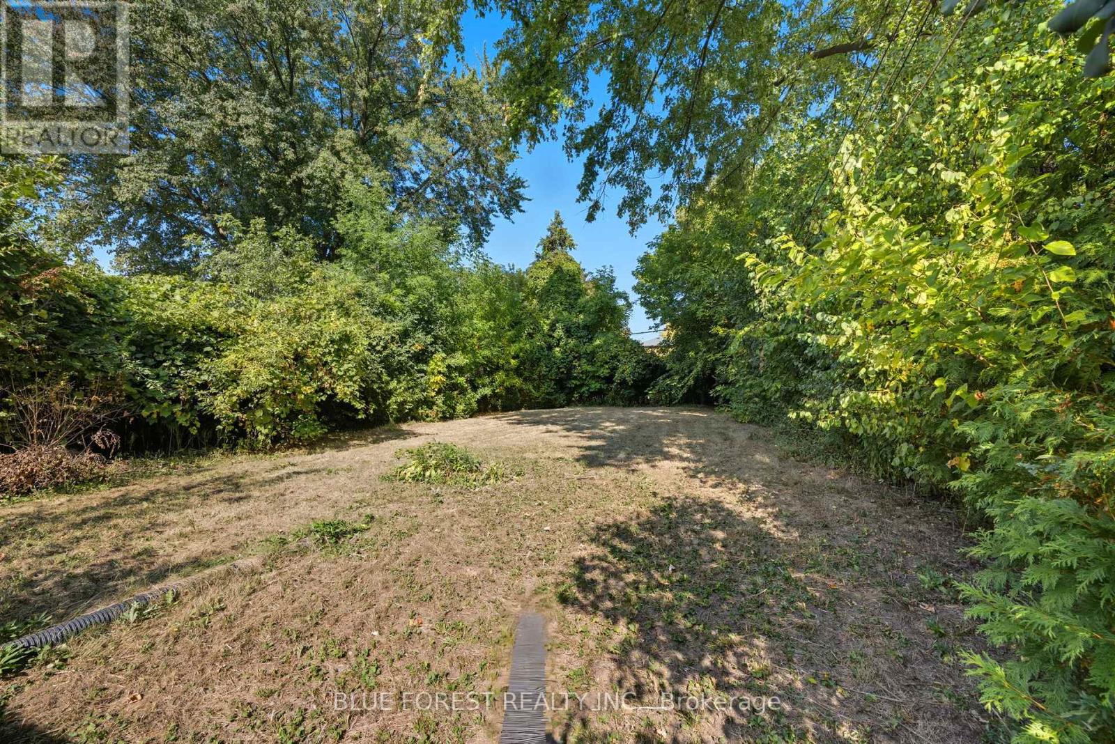 1770 Seeley Drive, London East, Ontario  N5W 2B1 - Photo 42 - X12405753