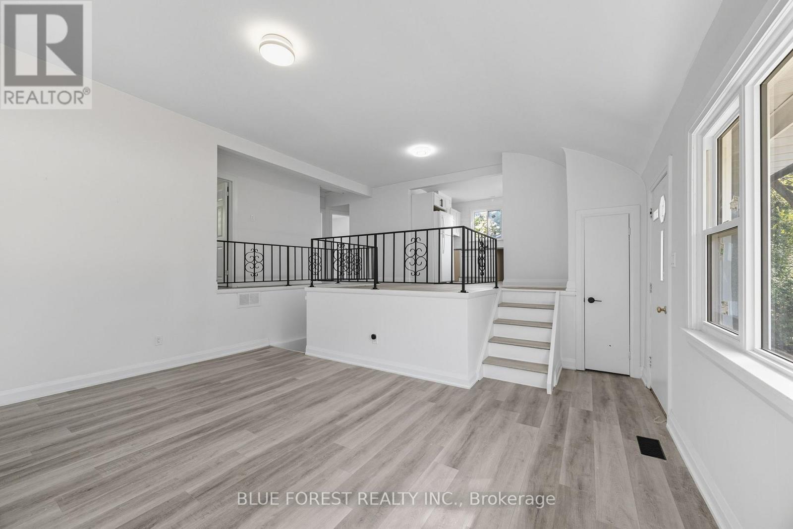 1770 Seeley Drive, London East, Ontario  N5W 2B1 - Photo 7 - X12405753