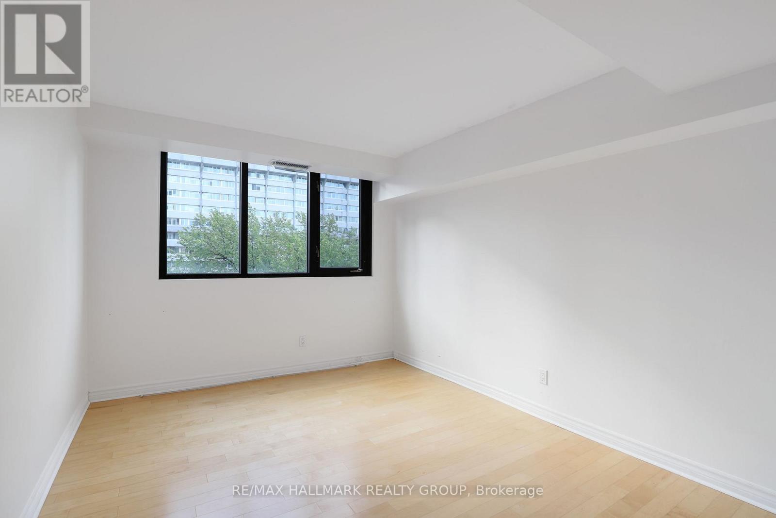 704 - 200 Bay Street, Ottawa, Ontario  K1R 7W8 - Photo 21 - X12405725