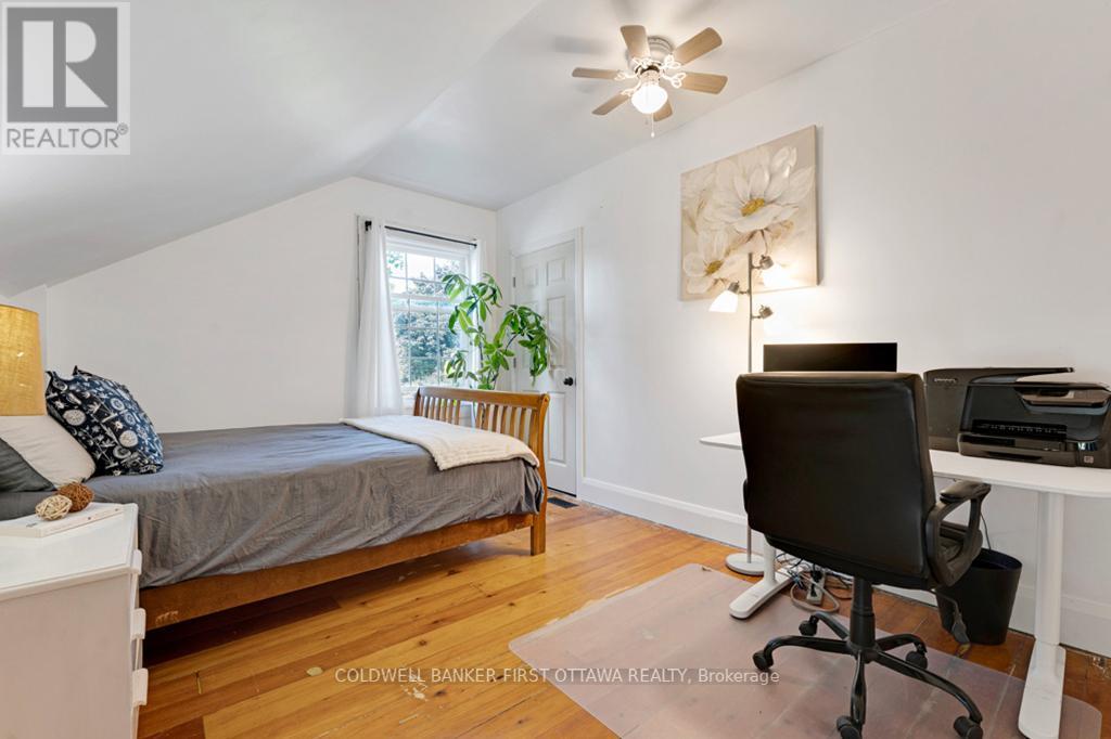 4 Station Road, Rideau Lakes, Ontario  K0G 1V0 - Photo 34 - X12405754
