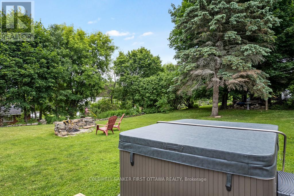 4 Station Road, Rideau Lakes, Ontario  K0G 1V0 - Photo 39 - X12405754